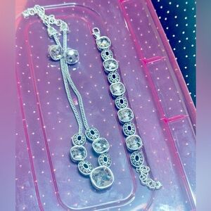 Elegant Silver Jewelry Set